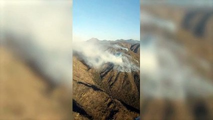 Continúa activo el foco de incendio en la zona de la Quebrada de la Mermela