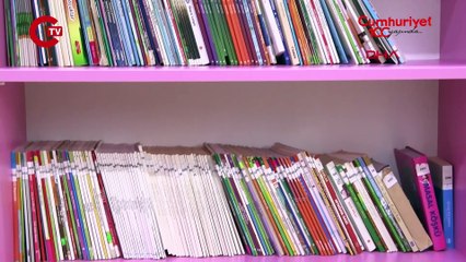 Trafik kazasında ölen oğlu adına okuluna kütüphane yaptırdı