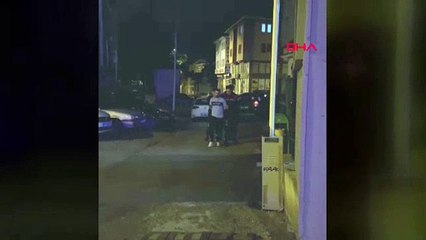 BURSA - Devriye görevinde durdurulan otomobilden firari 2 hükümlü çıktı