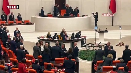 Bahçeli DEM Parti ile tokalaştı