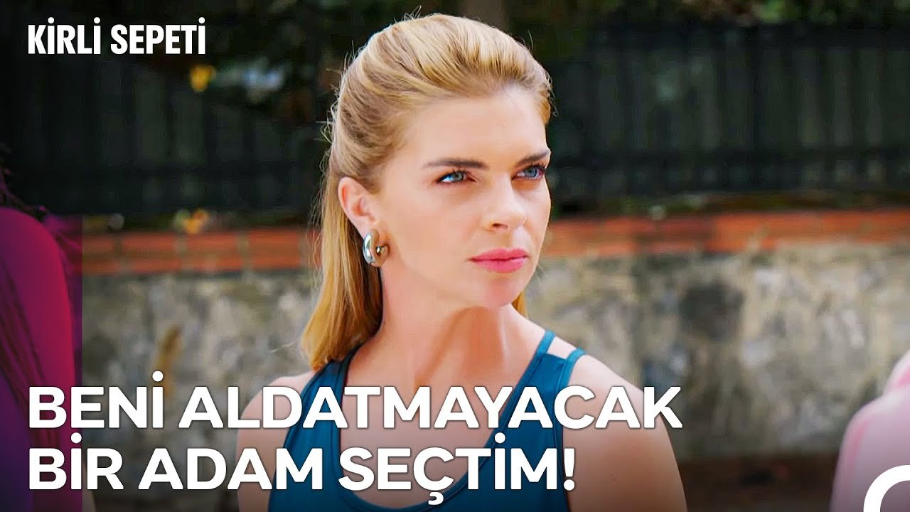 Kendine Güvenen Kadının Hali Bi' Başka - Kirli Sepeti 35. Bölüm