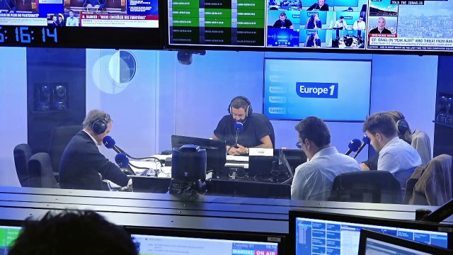 Cyril Hanouna - Incidents durant le discours de Michel Barnier : «C'est insupportable, la LFI fait honte à la représentation nationale», confie un auditeur
