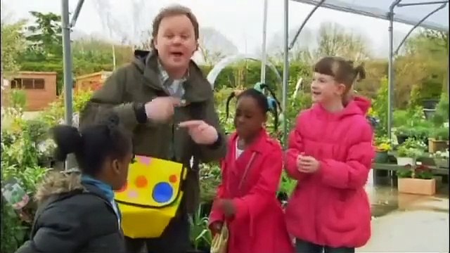 Cbeebies Something Special Out And About Pet Shop 4x8...mp4