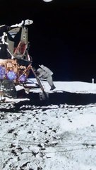 Som ET - 45 - Moon - Apollo 14 - U.S. Flag on the Moon