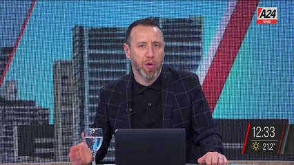  DOÑA GLORIA, LA "VIUDA NEGRA" DE 78 AÑOS QUE TIENE ATERRADOS A SUS VECINOS