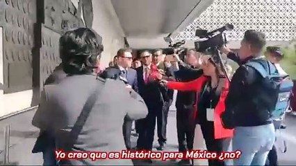 Download Video: Canelo Álvarez acude a la toma de protesta de Claudia Sheinbaum como Presidenta de México