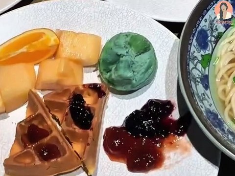 YouTube Title: Exploring Dongshan Island | Amazing Huafu Pancakes, Stunning Views & Seafood Adventures! **YouTube Description:** In today's vlog, we kick off with a delicious breakfast featuring my new favorite – Huafu pancakes with strawberry jam –