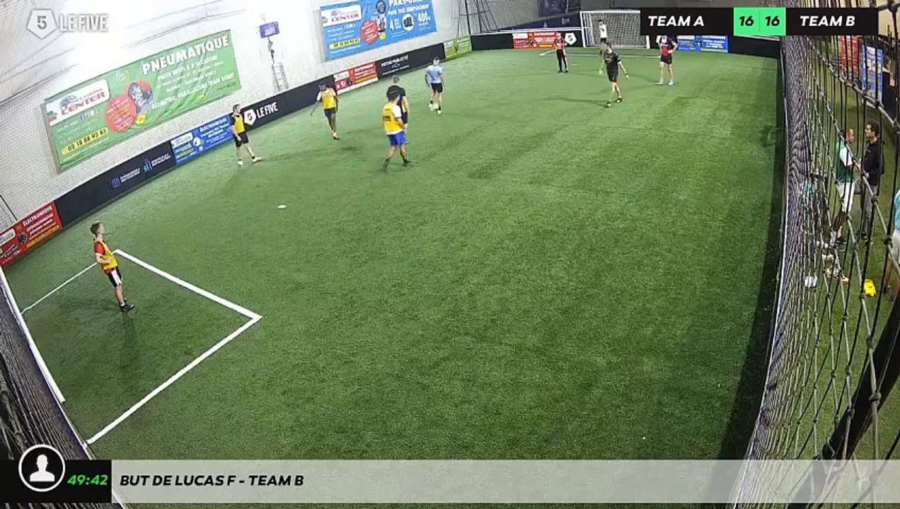 But de Lucas F - Team B
