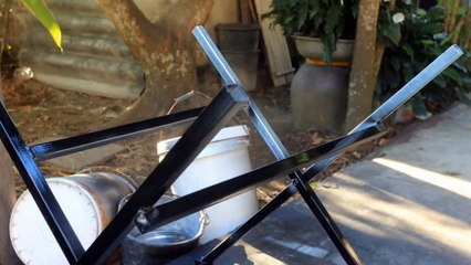 Ideas on how to make a smart folding table ⧸ Diy m..