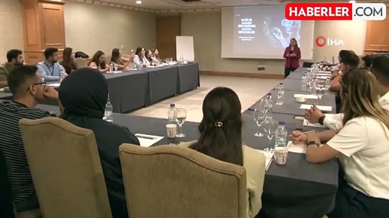 Kocaeli Üniversitesi'nde Sağlıkta Yapay Zeka Eğitimi Verildi
