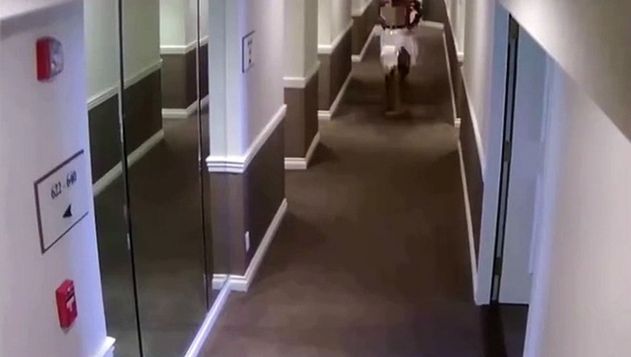 Flagra do rapper Sean Diddy agredindo ex-namorada volta a circular na web após acusações de tráfico sexual