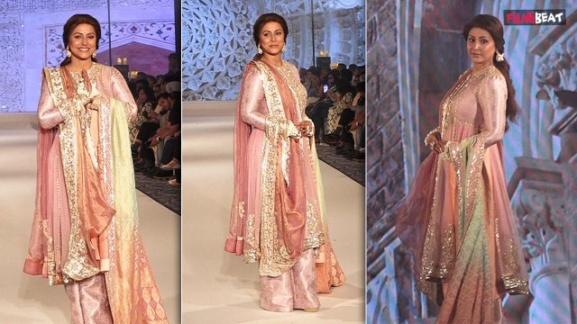 Hina Khan ने Ramp walk से जीता Fans का दिल, Manish Malhotra के Fashion show में छा गई | Filmibeat