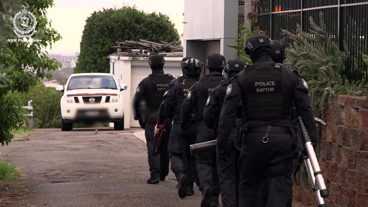 Raptor Squad arrest man at Merewether - Newcastle Herald - October 2, 2024