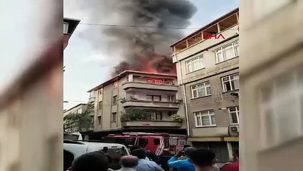 İstanbul'da 4 katlı apartmanda yangın