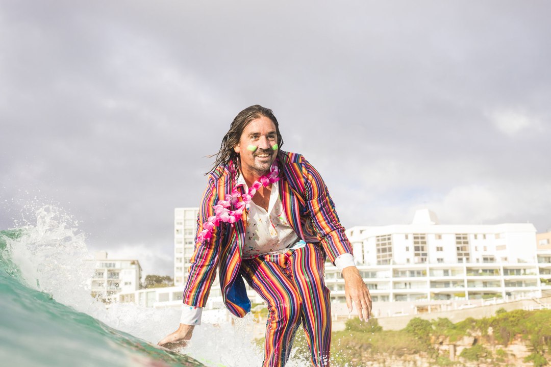 OneWave and Fluro Fridays, saltwater and surfing therapy for mental health awareness. Video courtesy OneWave