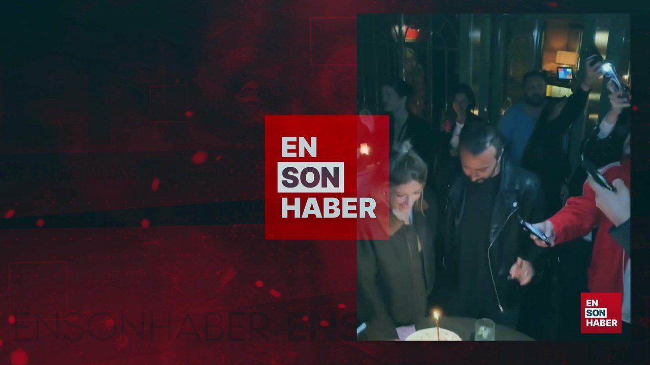 Hazal Kaya yeni yaşını kutladı: Pastadaki yazı dikkat çekti