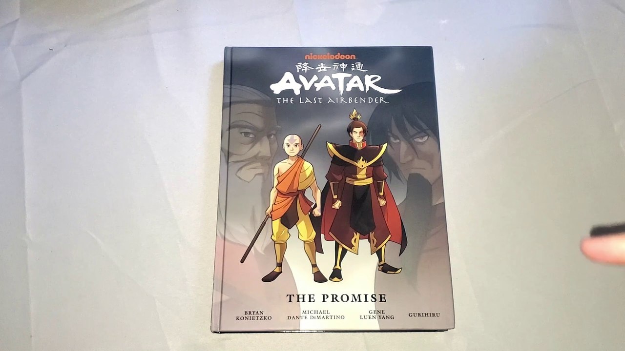 Avatar the Last Airbender - The Promise Graphic Novel Unboxing