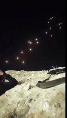 आसमान में ईरान की  मिसाइलें, इजरायली कपल ने दी वेडिंग पार्टी