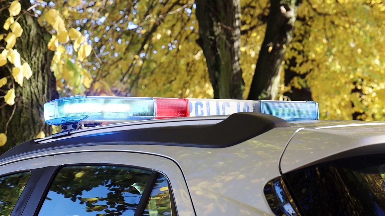 Policja ostrzega przed oszustami