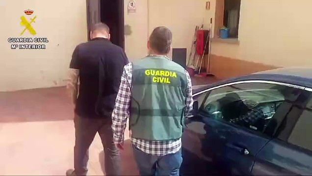 Detenidos en Ávila por apalear y tratar de estrangular a un hombre para robarle