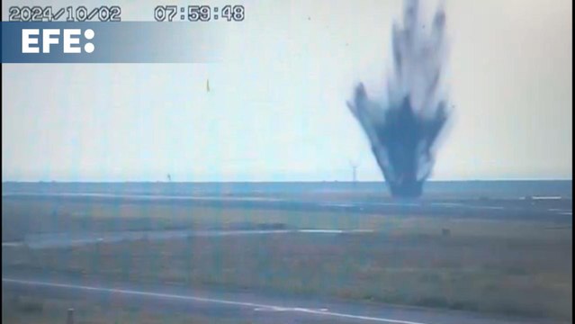 Una bomba de EEUU de la II Guerra Mundial estalla en un aeropuerto nipón y causa su cierre