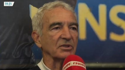 "Je trouve ça désolant", "Ça me dérange" : Raymond Domenech cash sur la retraite internationale d'Antoine Griezmann