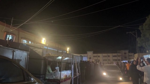 '3면 전쟁' 이스라엘, 가자지구 공격도 계속...사망자 속출 / YTN