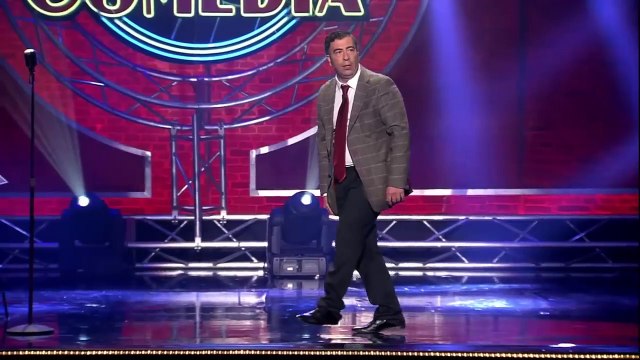 Agustín Jiménez - Ser bajito [El Club de la Comedia] #monologo #risa #chiste