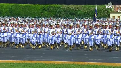 منها لقائه بطلاب الأكاديمية العسكرية والإعلاميين.. أنشطة الرئيس السيسي خلال النصف الثاني من سبتمبر