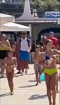 Tutti gli ospiti sono pregati di accogliere con un applauso il nostro campione : e al Lido Riccio ? festa per Matteo