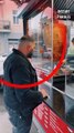 Cet homme achète un sandwich au Kebab puis réalise un geste précieux pour un homme sans-abri