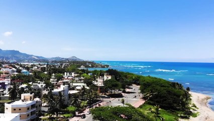 LLEGA EL NIÑO MAS TRAVIESO DEL MUNDO A LA PELUQUERIA FINAL INESPERADO