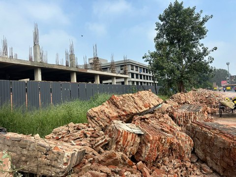 Ahmedabad: गीतामंदिर के निकट पुरानी दीवार तोड़ी, कांग्रेस ने की निंदा