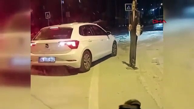 BURSA Trafiğe aldırış etmeden dakikalarca drift yaptı; o anlar kamerada
