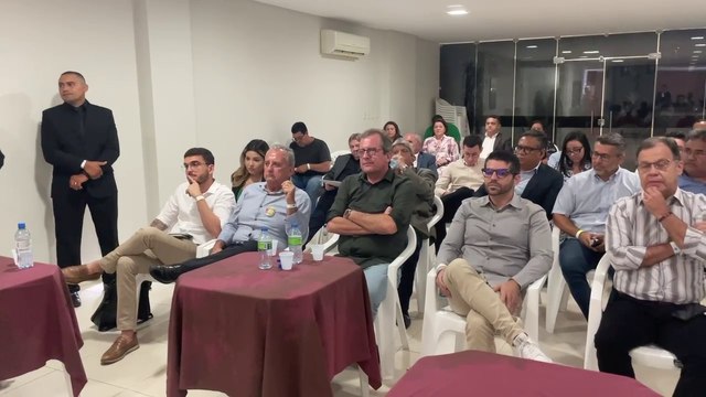 Em resposta à provocação, Gilbertão manda Fábio Tyrone calar a boca durante debate em Sousa