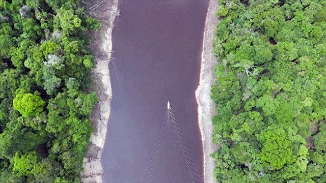 Comunidades indígenas sofrem na Amazônia atingida pela seca