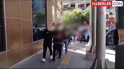 İzmir'de Uyuşturucu Operasyonu: 4 Kişi Tutuklandı