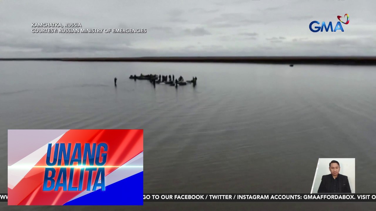 4 na killer whale na napadpad sa mababang bahagi ng dagat, nailigtas | Unang Balita