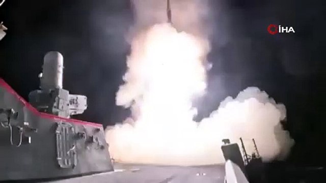 ABD İsrail'i savunma füzelerini ateşledi: Füzelerin fırlatılma anı kamerada