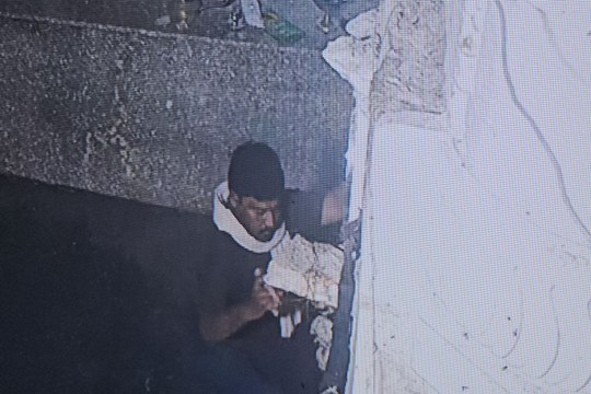 भैरूजी के मन्दिर में दानपात्र तोड़ने का प्रयास, सीसीटीवी में कैद हुए आरोपी