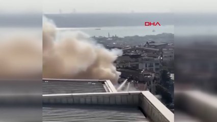 Şişli'de 5 katlı binada yangın