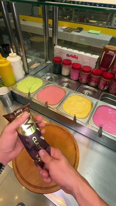 Magnum Ice Cream Sandwich | Magnum Ice cream Waffle Sandwich #magnum #icecream #waffle #sandwich