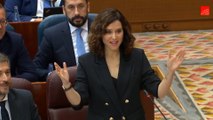 Ayuso ironiza en la Asamblea: 