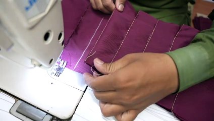 MAROON KILT: Unboxing and Review of Skin-Like Material