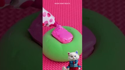 DIY Barbie Face Made with a Glue Gun 