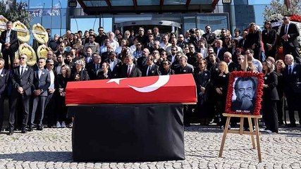 Gazeteci Güneri Cıvaoğlu'na Veda: Son Yolculuğu Gerçekleşti 🕊️