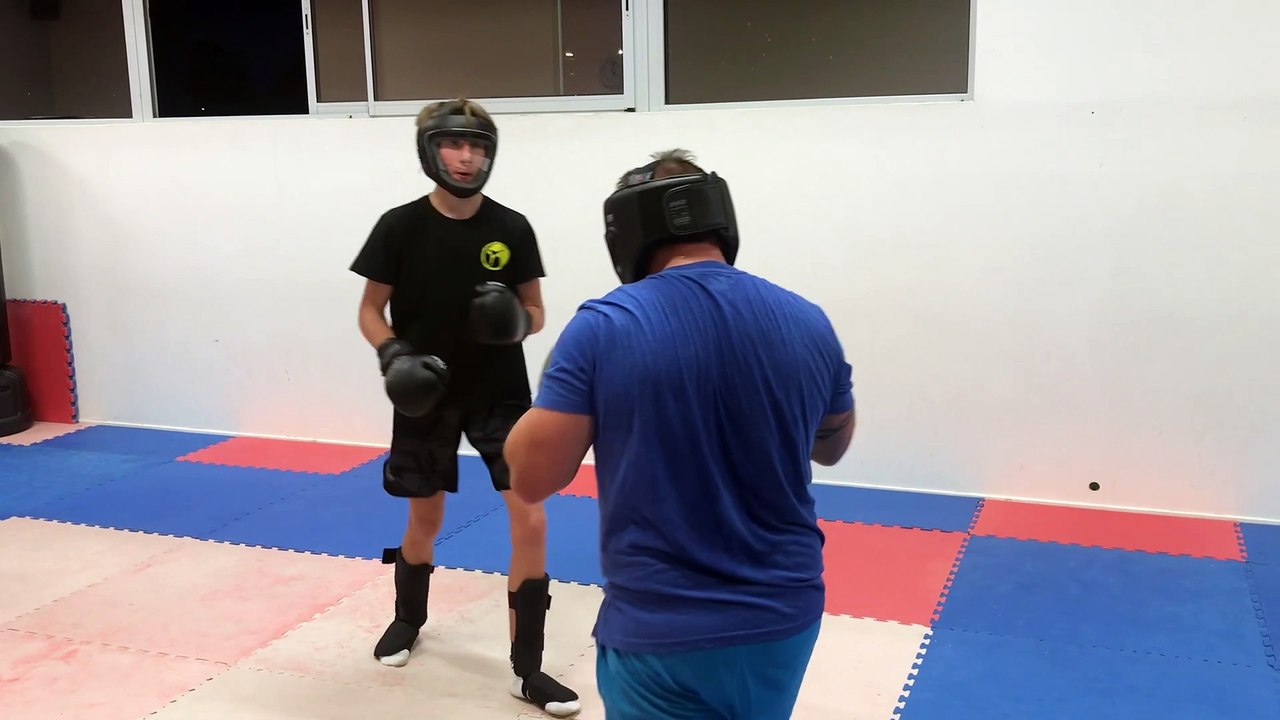 kick boxing PLAISIR  PLAISIR  PLAISIR