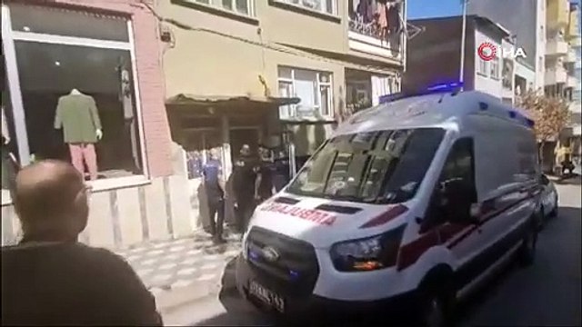 balkonda ceset görüp polisi aradı