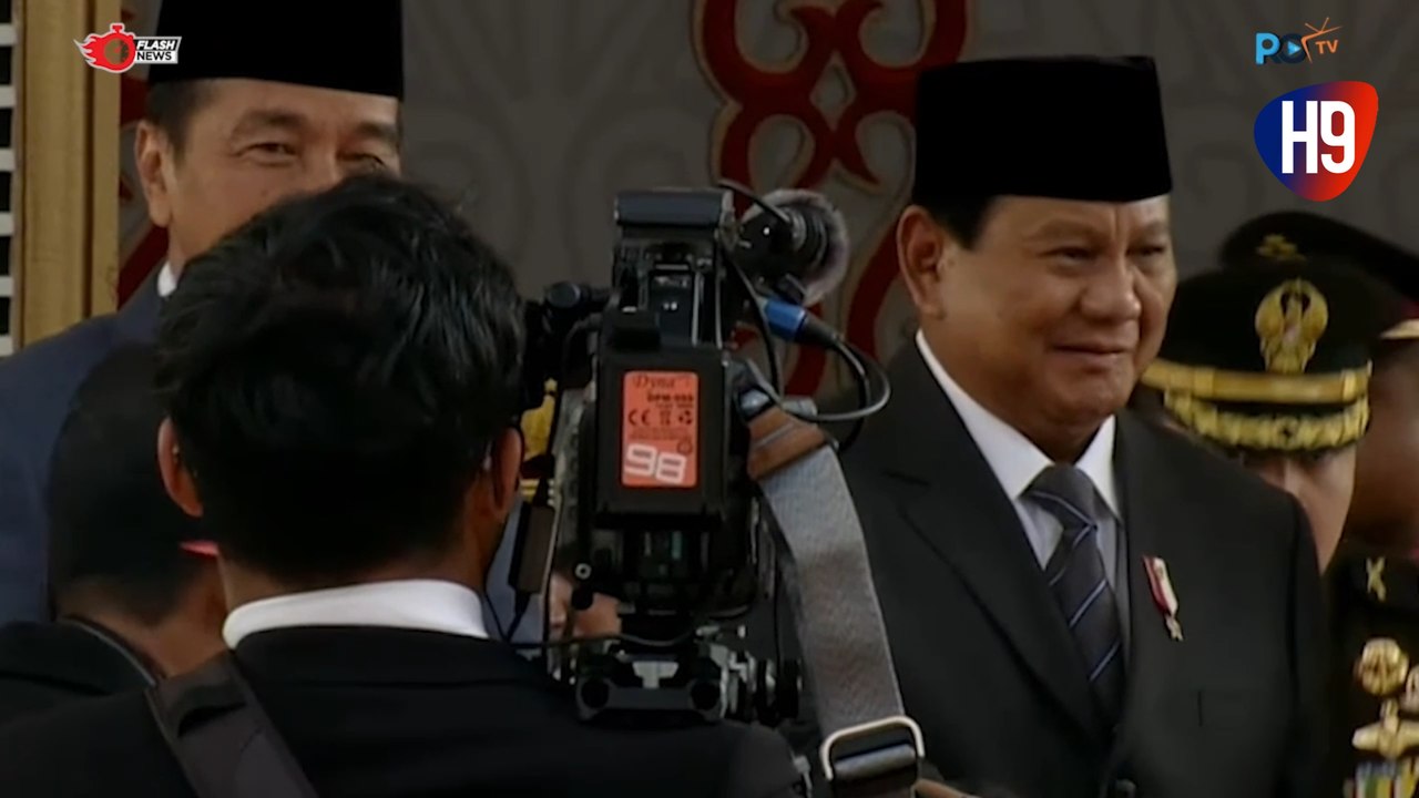 Prabowo dan Jokowi Kompak Naik Mobil Kepresidenan ke Pelantikan Anggota DPR Terpilih