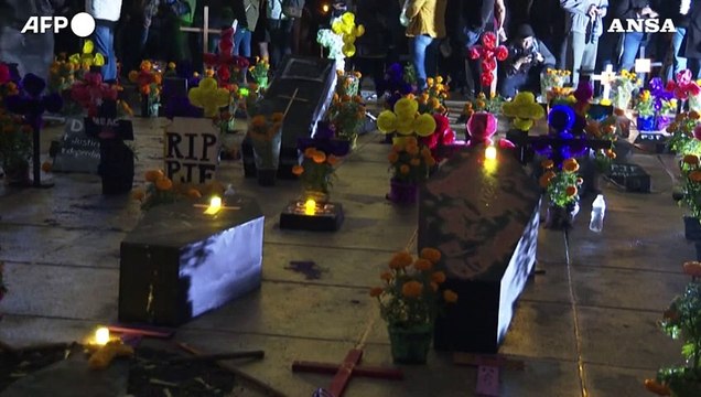 Messico, gli oppositori della riforma della giustizia dicono addio a Obrador